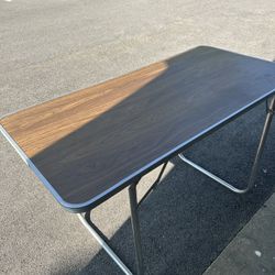 Folding Table 