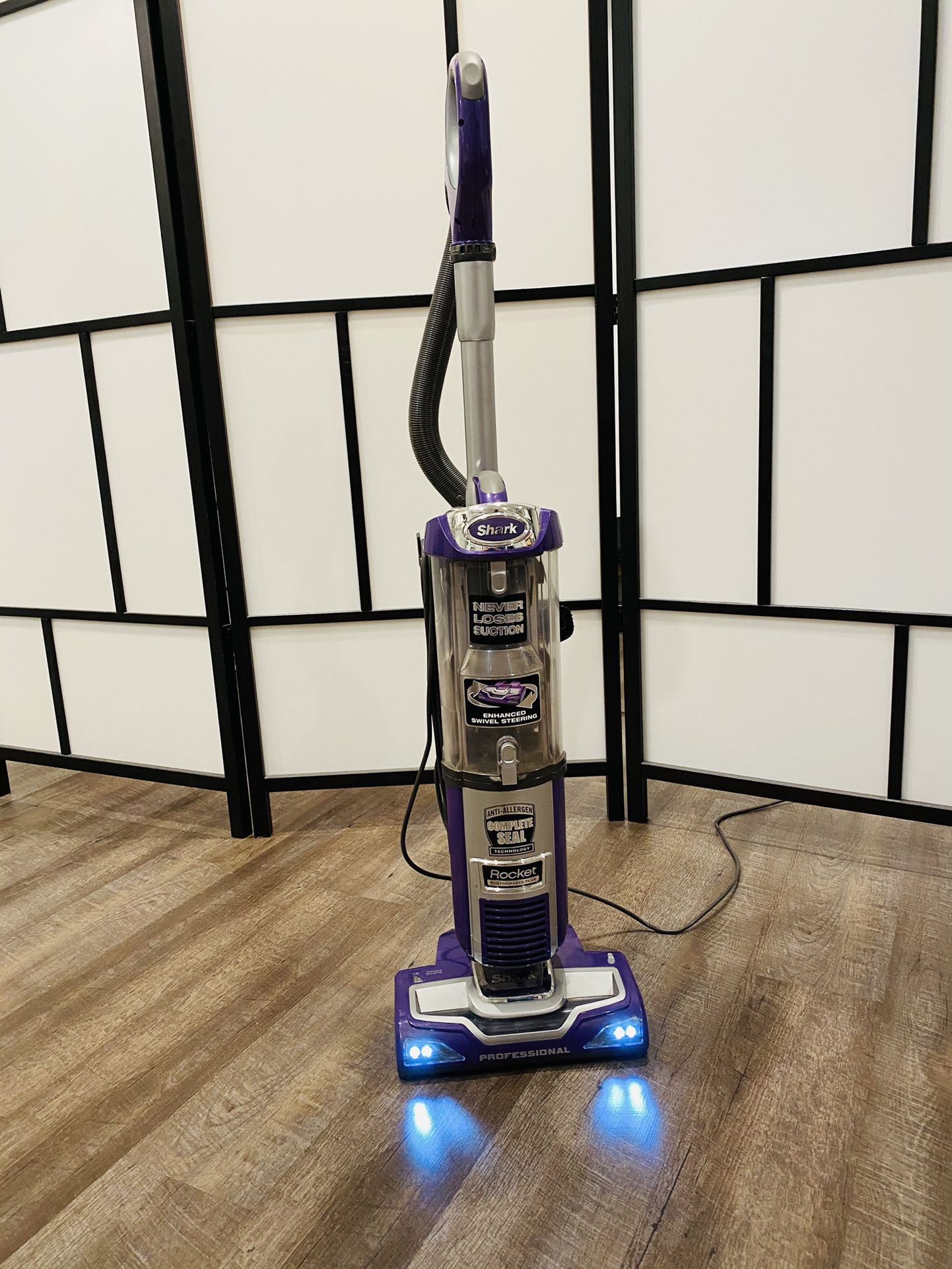 Shark Rocket Pro Performance Plus Upright Swivel Vacuum
