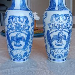 Antique Chinese Blue and White Porcelain Bottle Vase 16th C MING Dynasty PAIR