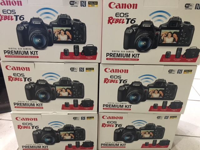 Canon EOS Rebel T6 DSLR Two Lens Kit with EF-S 18-55mm IS II and EF 75-300mm III lens - Black
