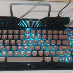 KNEWKEY RYMEK Typewriter Style Mechanical Wired & Wireless Keyboard