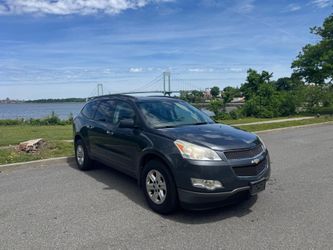2012 Chevrolet Traverse  LS Sport
