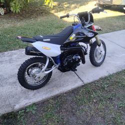 Dirt Bike 2006 Yamaha TTR 50