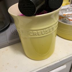 Le Creuset Utility Crock Variety Of Colors 