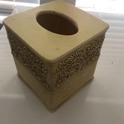 Tissue Holder
