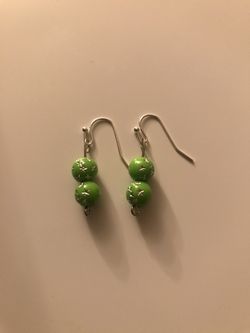 Iime heads with silver stars earrings