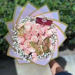 Flower Bouquet/ Ramo De Rosas