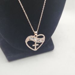 Cross Pendent Necklace