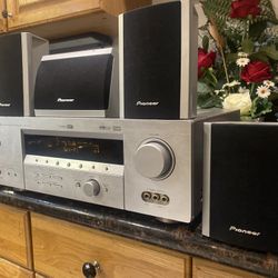 Yamaha Surround Sound System 