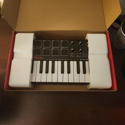Akai Midi Keyboard