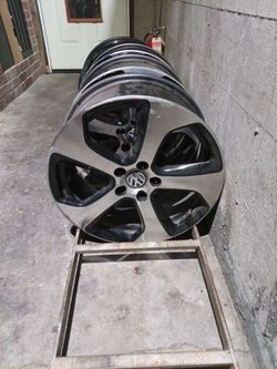 VW OEM Rims 18'