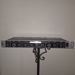 Behringer Super-x Pro 