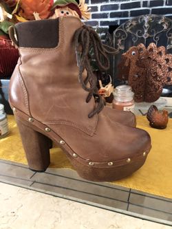 Andreas boots size 7