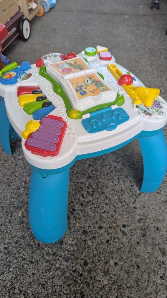 Leap Frog Activity Center Stand Up Toy