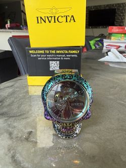 Invicta Artist Skull Automatic Men’s 50mm Iridescent Halloween Watch 