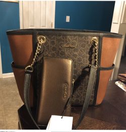 New Calvin Klein With Wallet Set