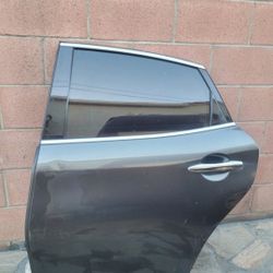 Car Infinty Door