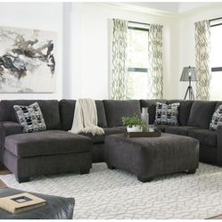 Beautiful Brand New Nice Sectional!