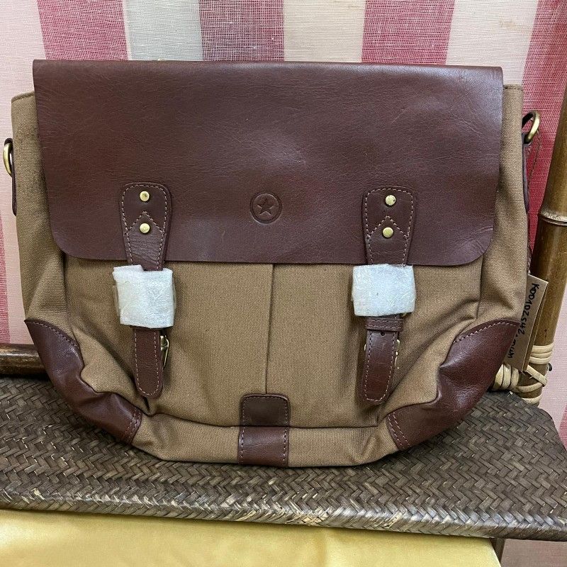 NWT Aaron Leather Goods Vintage Canvas Messenger Bag 
