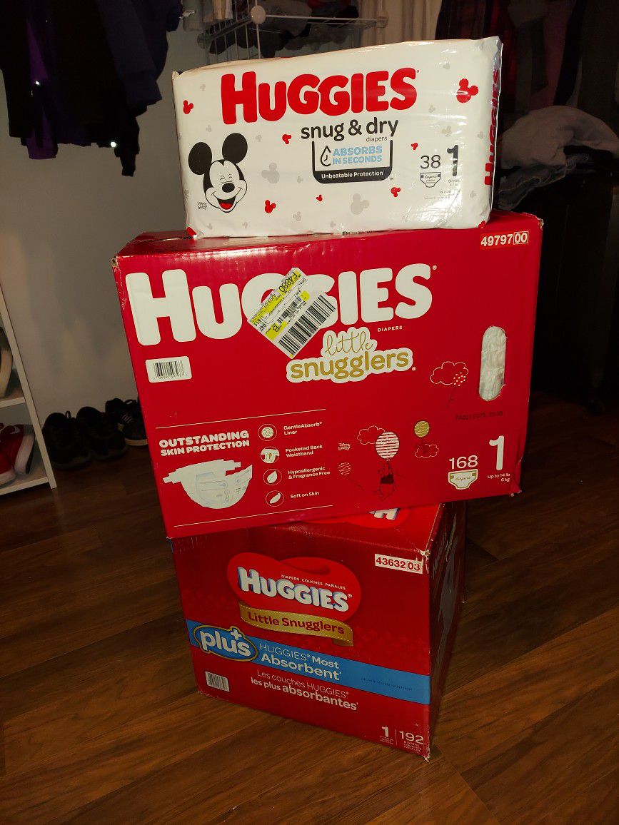 New Diapers  Huggies Size 1  