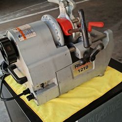 Ridgid 1210 threaded pipe machine in excellent condition low price 
