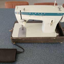Singer Fashion Mate Sewing Machine 