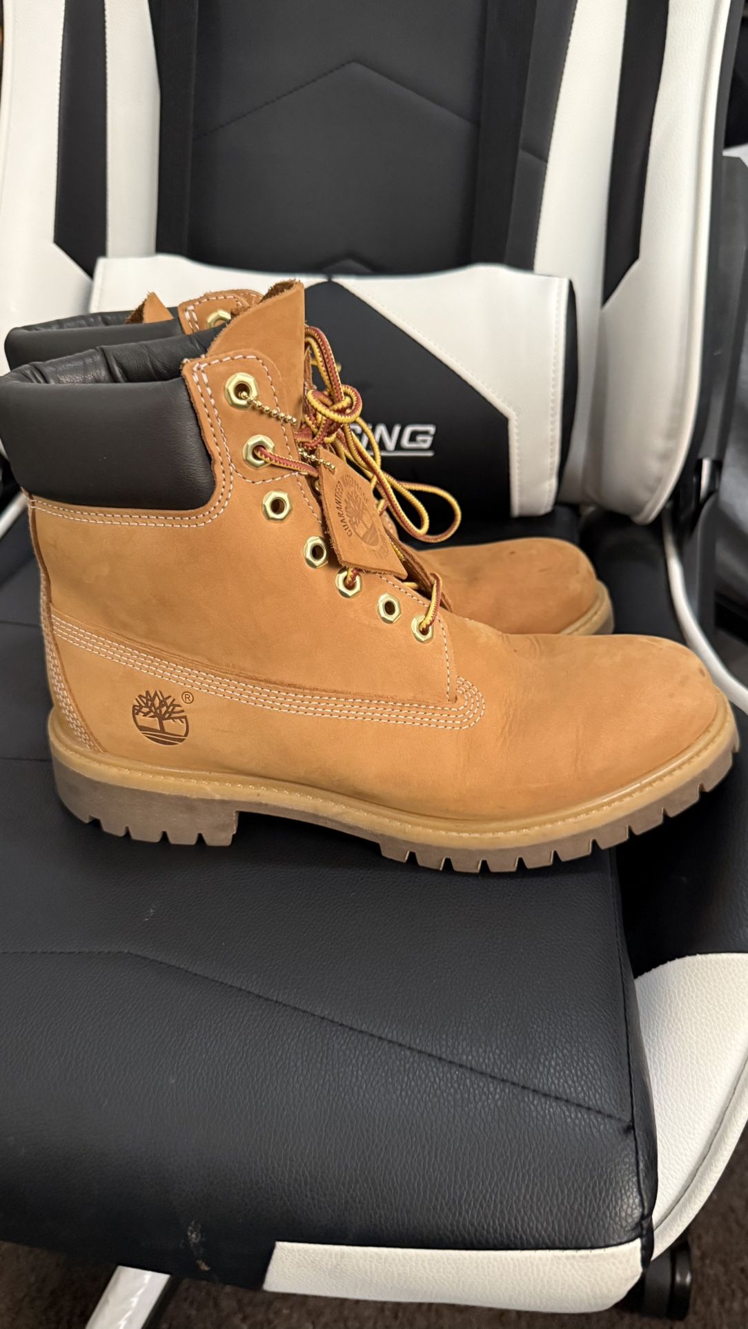 Timberland Boots Men’s 8.5 – Great Condition