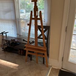 Mabef Easel, Large Standing Painters Easel.