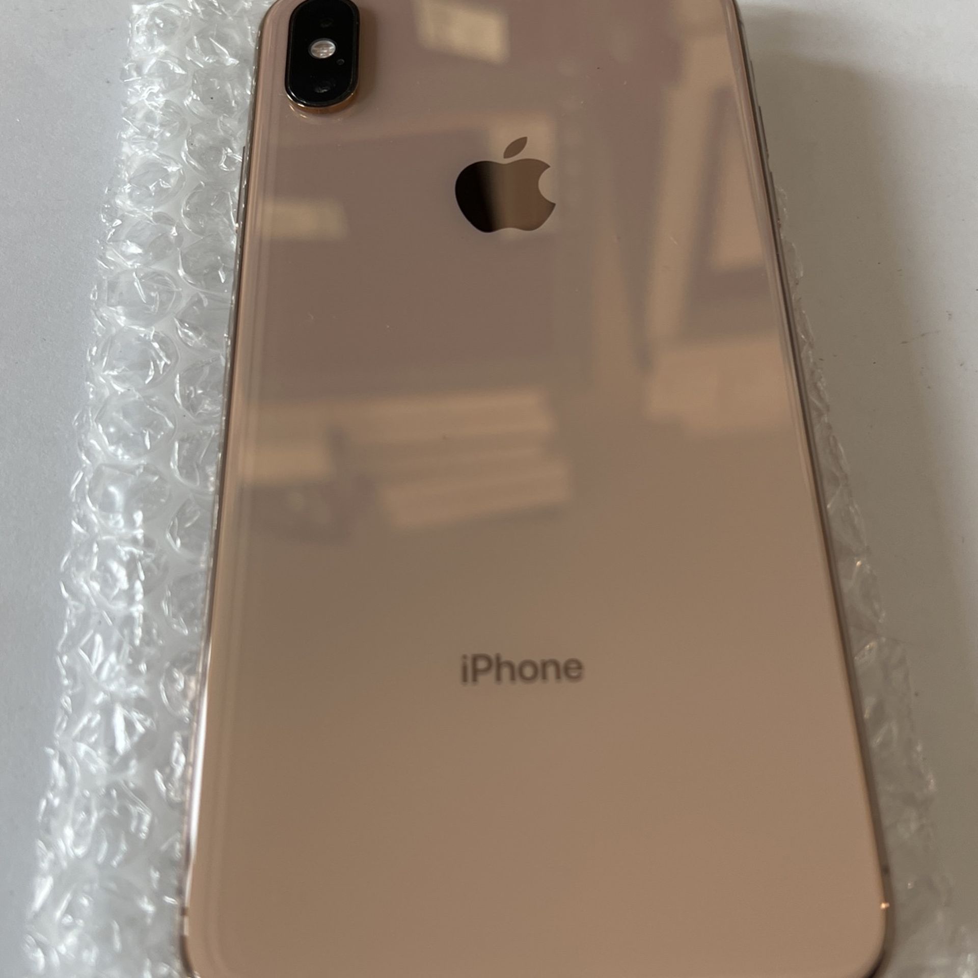 XSMax 64 GB Rose Gold Unlocked for Sale in San Jose, CA - OfferUp
