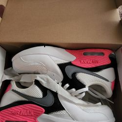 Nike Shoes Size 6.5