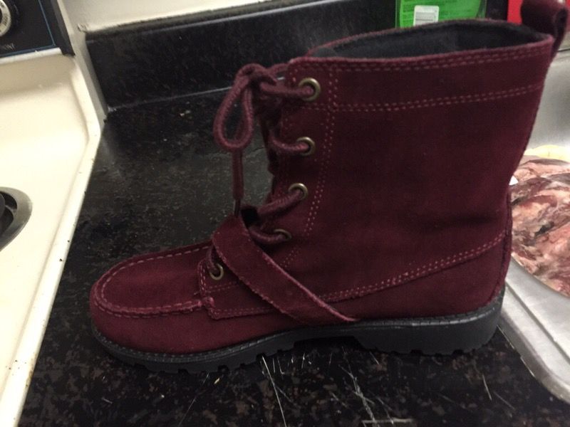 Maroon polo boots deals