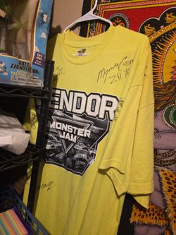 Vendor t shirt from monster jam xxl size