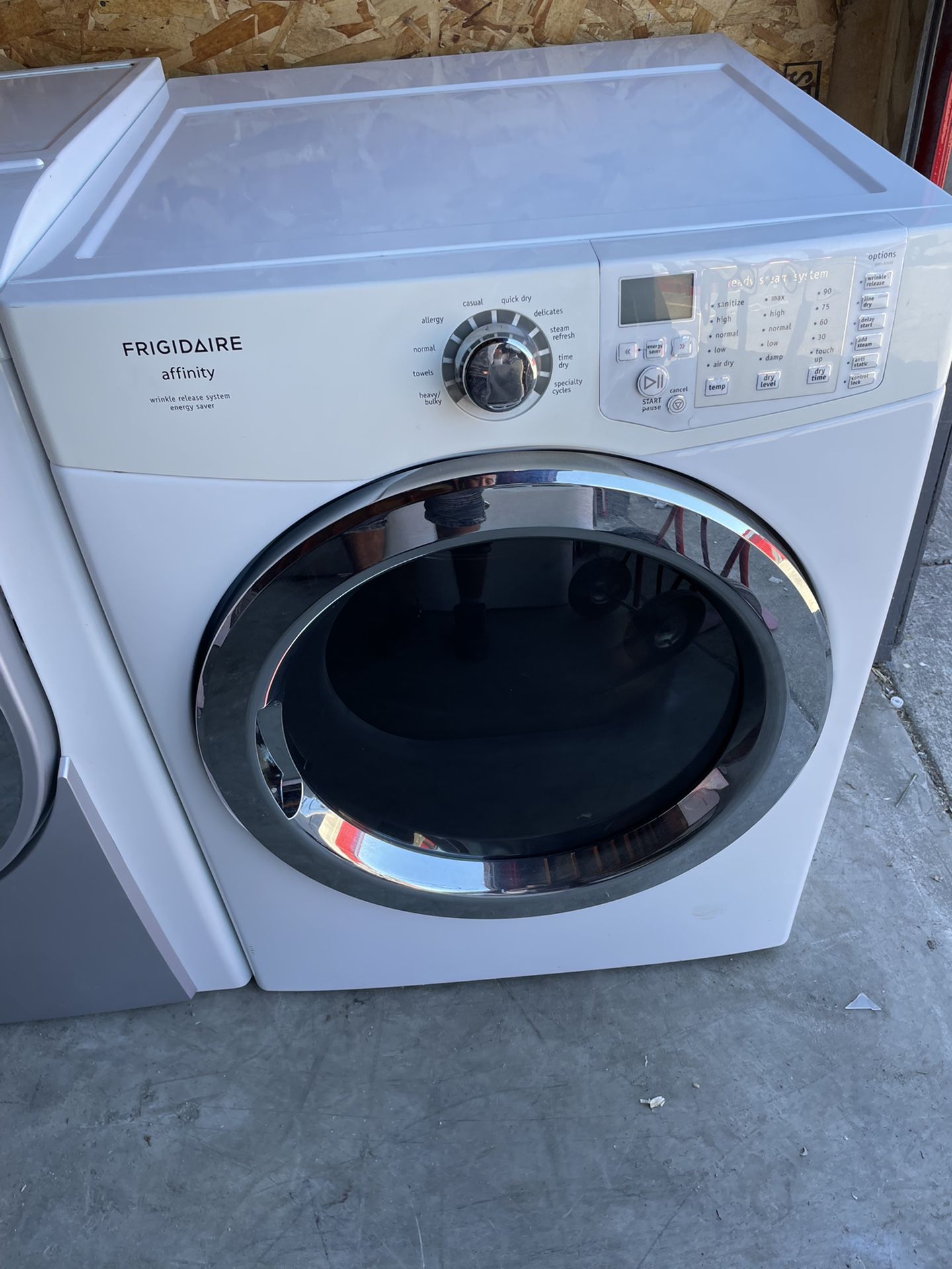 Frigidaire Affinity Electric Dryer for Sale in Fairfield, CA OfferUp