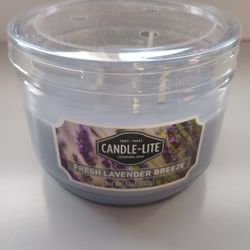 NEW ~ CANDLE-LITE ~ FRESH LAVENDER BREEZE 3-WICK - 10 oz. CANDLE
