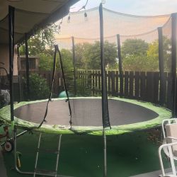 8’ Trampoline 