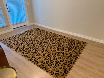 6x9 Leopard Print indoor Area Rug