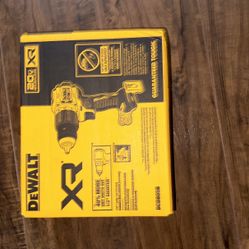 XR 1/2-in 20-volt Max Variable Brushless Cordless Hammer Drill (Bare Tool)