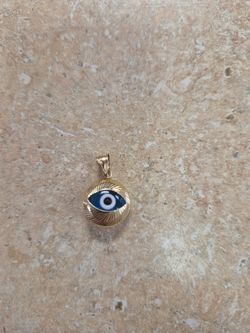 14k Yellow Gold Evil Eye Charm Pendant