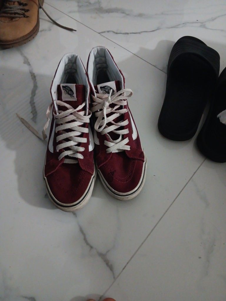 Red VANS W9.0 M7.5