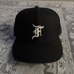 FOG Essentials Fitted Hat ( Black )