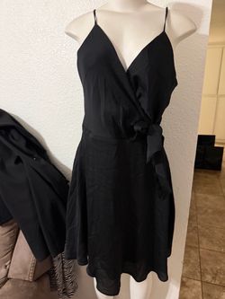 Medium black express dress