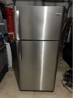 Frigidaire refrigerator