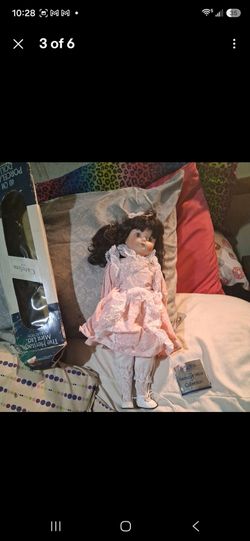 Heritage Mint Collection Caroline Porcelain Doll