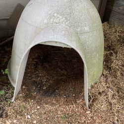 Igloo Dog House