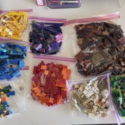 LEGO Pieces 