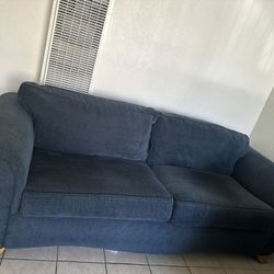 COUCHES