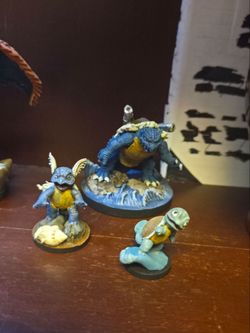 Handpainted hard resin "kaijumon" - Squirtle line