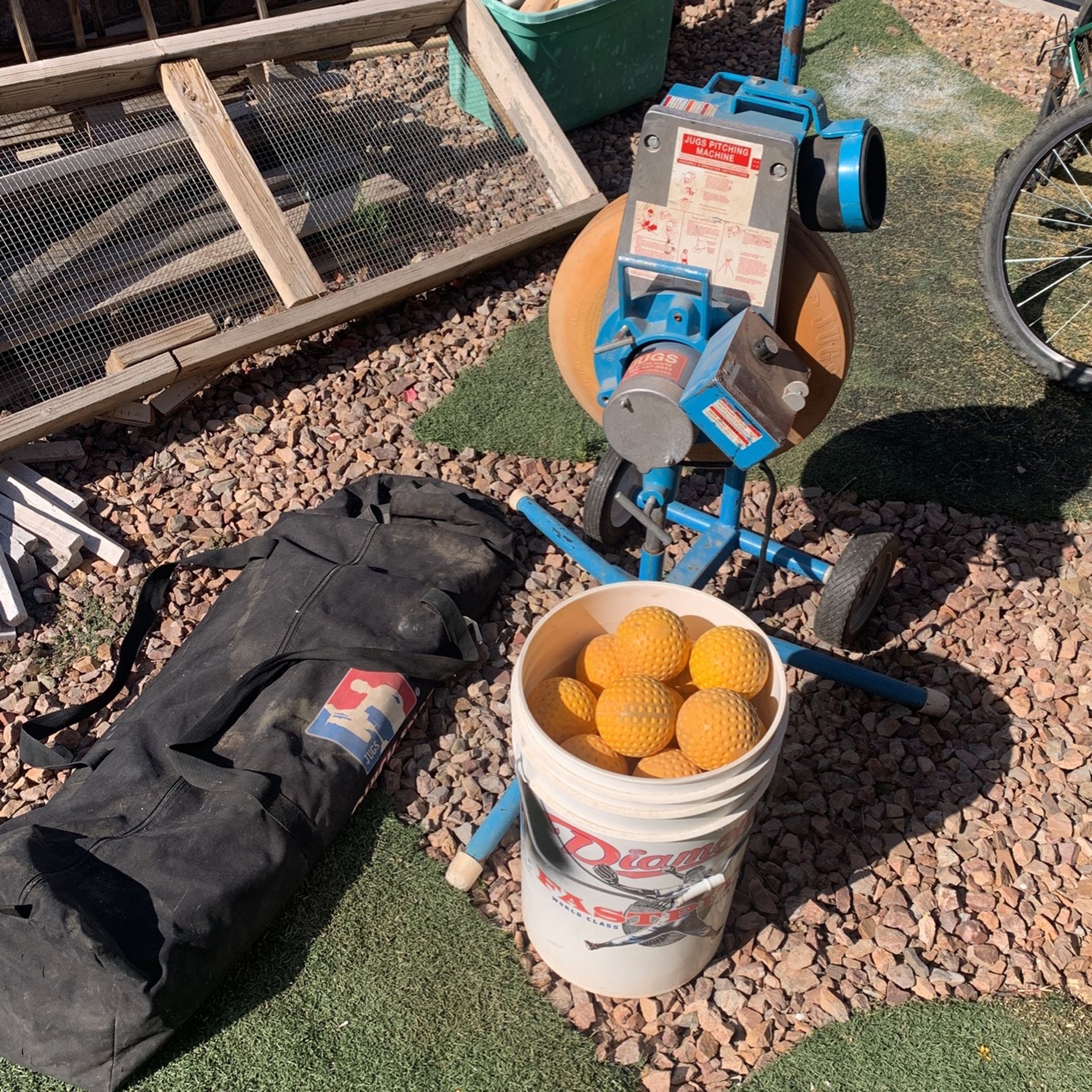 softball-jugs-pitching-machine-for-sale-in-phoenix-az-offerup