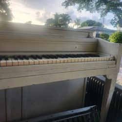 Piano 