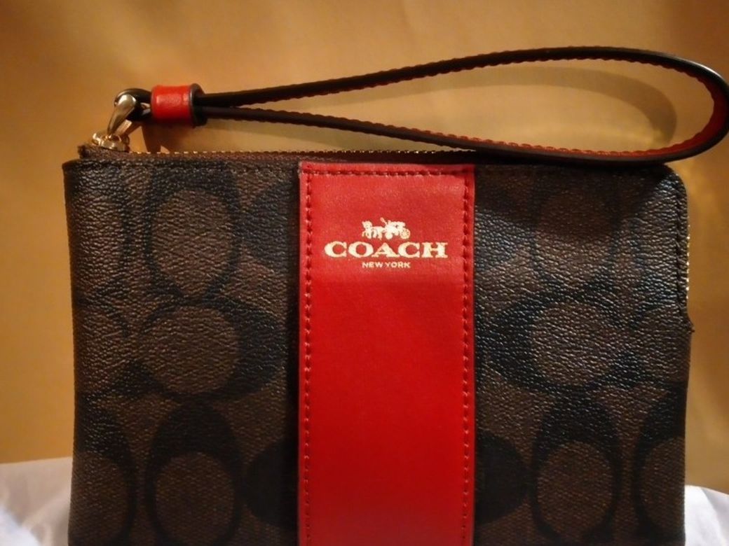 Authentic Coach Wristlet New With Tags